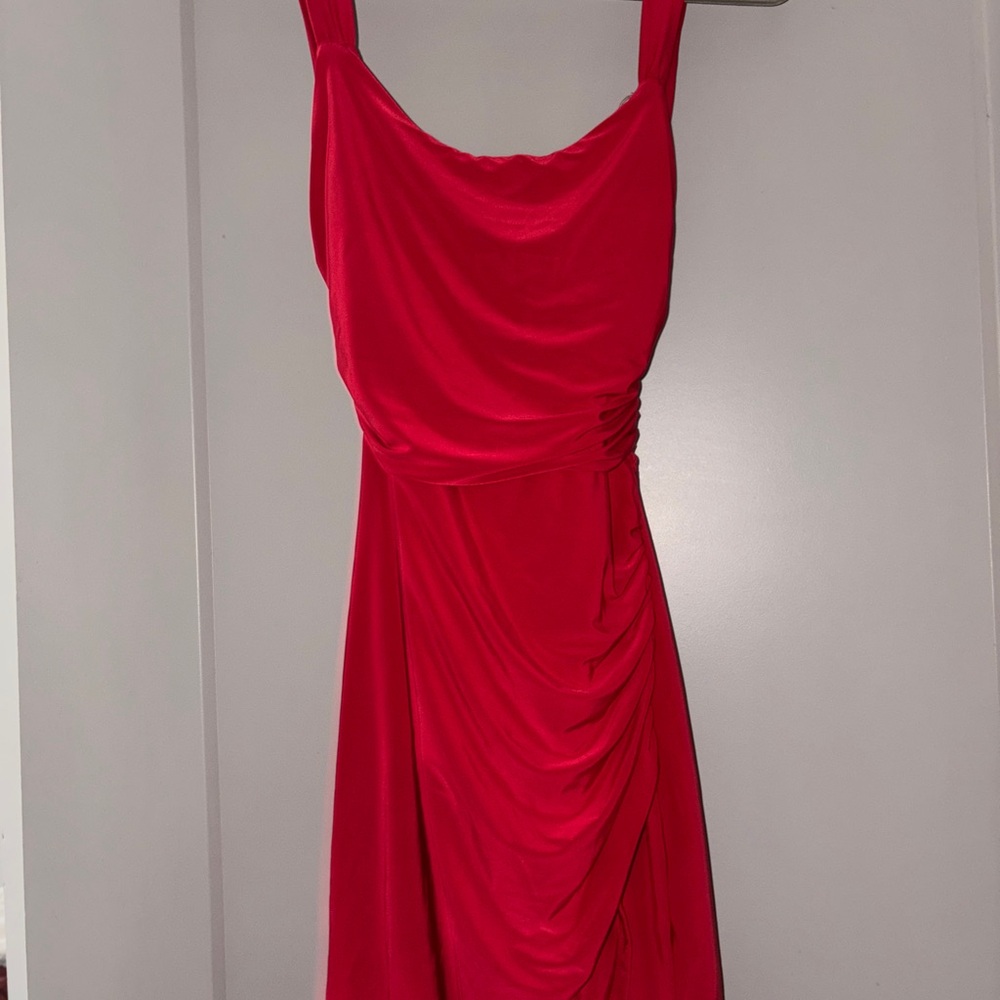 Windsor Elegant Red Backless Dress